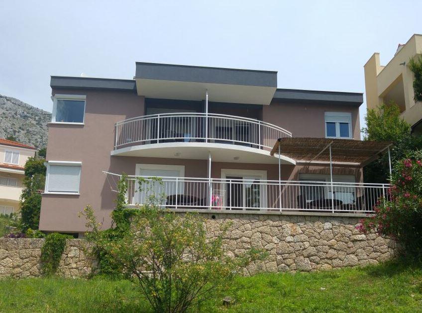 Oasis Of Peace Apartment オミシュ エクステリア 写真