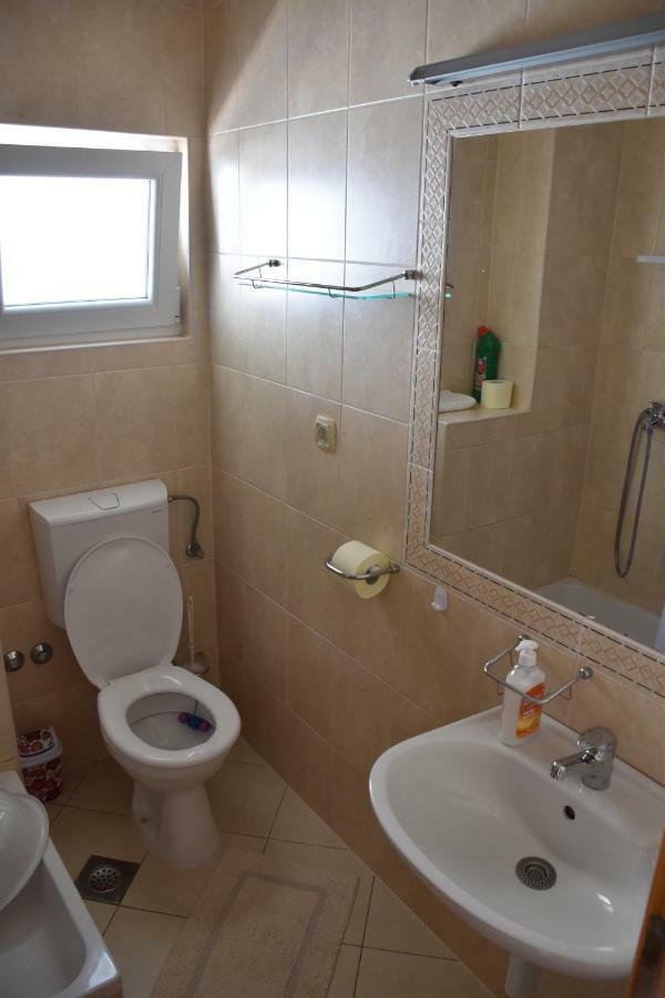 Oasis Of Peace Apartment オミシュ エクステリア 写真